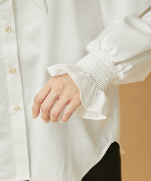 美品♡OHGA♡ビッグカラーブラウス、ホワイト 新品♡OHGA♡ビッグカラーブラウス、ホワイト