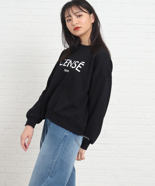 PINK-latte（ピンクラテ）の「◆【130サイズあり】ガーリーロゴ裏毛プルオーバー（Tシャツ/カットソー・キッズ・イエロー/アイボリー/ブラック/サックスブルー・14/16/15 /02/13）」の16枚目の写真