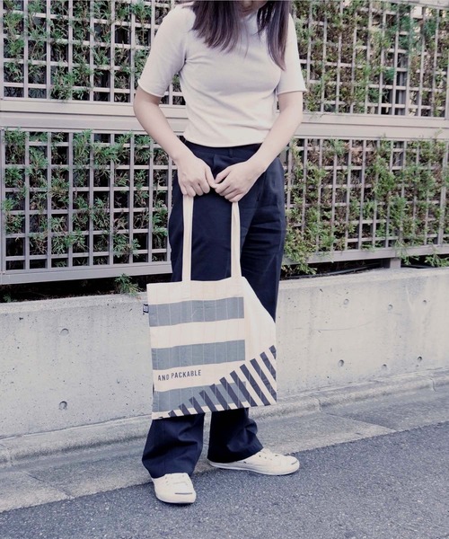 GLOBAL FORME CONCRETE（グローバルフォルムコンクリート）の「【AND PACKABLE】TB キルトトートバッグ（トートバッグ・メンズ・ナチュラル/マルチ/ネイビー/グレー・FREE）」の7枚目の写真