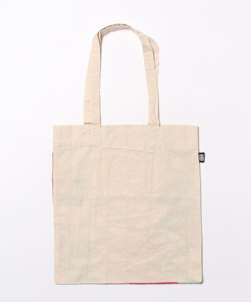 GLOBAL FORME CONCRETE（グローバルフォルムコンクリート）の「【AND PACKABLE】TB キルトトートバッグ（トートバッグ・メンズ・ナチュラル/マルチ/ネイビー/グレー・FREE）」の18枚目の写真
