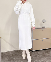 MIIA（ミーア）の「サイドスリットロングパーカーワンピース（ワンピース）」