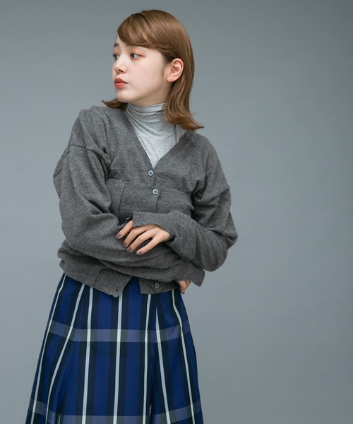 KBF（ケイビーエフ）の「マルチビスチェSETカーディガン（カーディガン/ボレロ・レディース・ベージュ/ブラウン/チャコールグレー・ONE）」の4枚目の写真