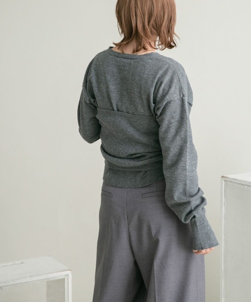 KBF（ケイビーエフ）の「マルチビスチェSETカーディガン（カーディガン/ボレロ・レディース・ベージュ/ブラウン/チャコールグレー・ONE）」の12枚目の写真