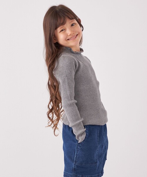 SHIPS any(シップス エニィ)の「SHIPS any: フリル タートルネック リブ ニット<KIDS>(Tシャツ/カットソー・キッズ・グレー/ナチュラル/ネイビー・S(110-120)/L(140-150)/M(125-135))」の12枚目の写真