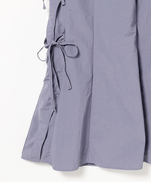 Ray BEAMS（レイビームス）の「RBS / サイド リボン ワンピース（ワンピース・レディース・ブルー/ブラック・1/0）」の21枚目の写真