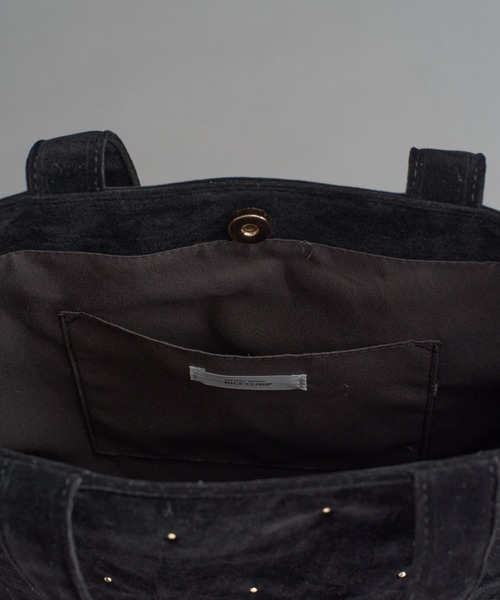 one after another NICE CLAUP(ワンアフターアナザーナイスクラップ)の「リボンチャーム付き/ベロア×ビジュートートバッグ(トートバッグ・レディース・アイボリー/ピンク/ブラック・FREE)」の13枚目の写真