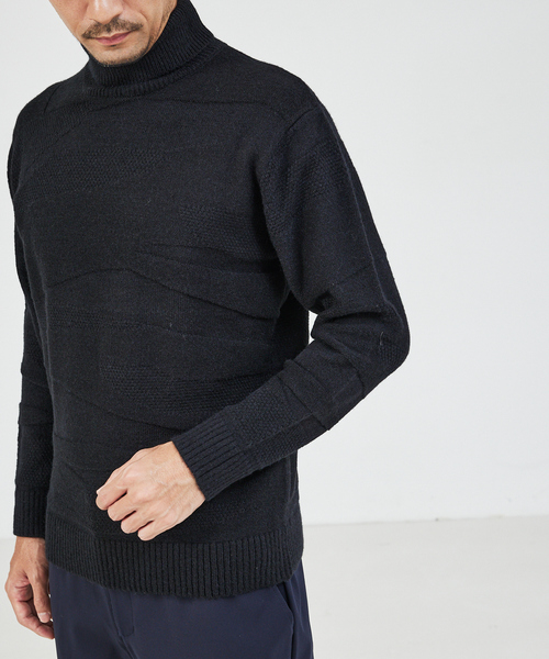 ABAHOUSE GRAY(アバハウスグレイ)の「【スポンジタッチ】シャドーカモフラ タートルネック ニット(ニット/セーター・メンズ・グレイッシュベージュ/ブラック/ホワイト/モカ・46/48)」の9枚目の写真