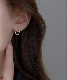 ピアス