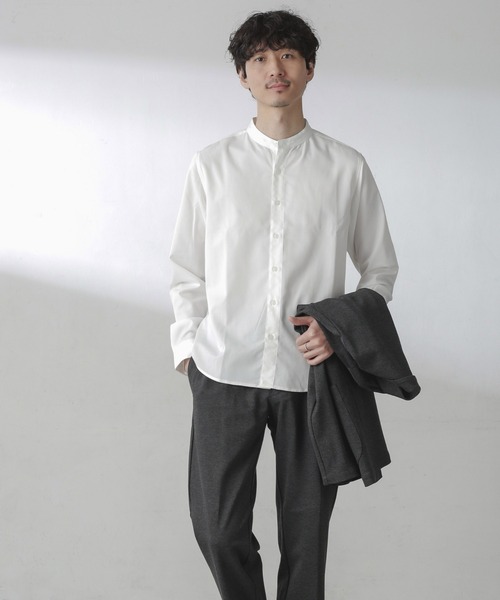 NANO universe（ナノユニバース）の「スタンダードバンドカラーシャツ/長袖（シャツ/ブラウス・メンズ・ライトベージュ/ホワイト/チャコール・L/M/S/XL）」の10枚目の写真