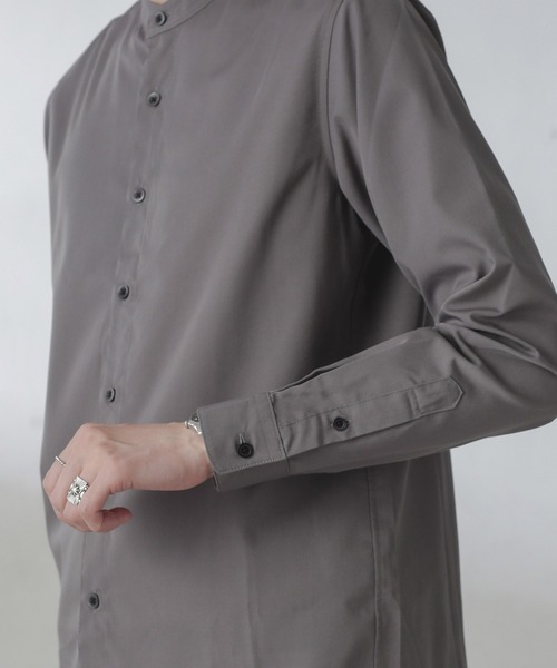 NANO universe（ナノユニバース）の「スタンダードバンドカラーシャツ/長袖（シャツ/ブラウス・メンズ・ライトベージュ/ホワイト/チャコール・L/M/S/XL）」の17枚目の写真