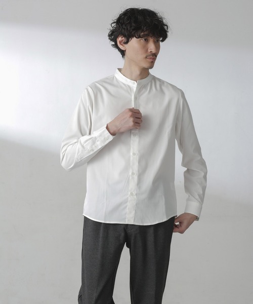 NANO universe（ナノユニバース）の「スタンダードバンドカラーシャツ/長袖（シャツ/ブラウス・メンズ・ライトベージュ/ホワイト/チャコール・L/M/S/XL）」の8枚目の写真