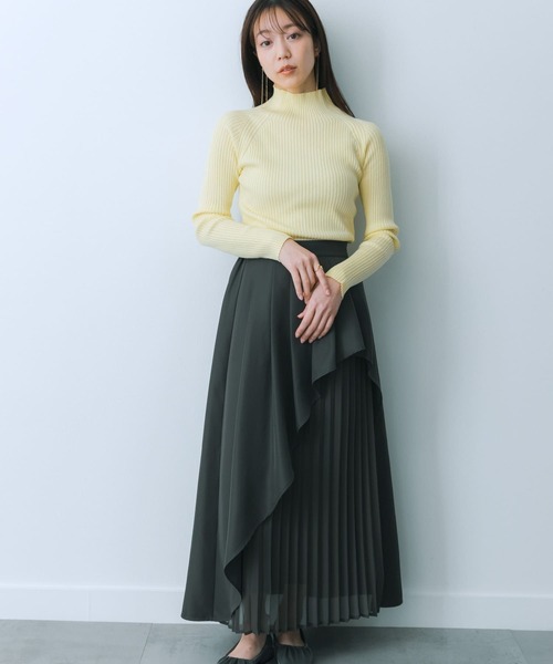 HEYUMM（ヘユム）の「シアープリーツレイヤードスカート（スカート・レディース・ライトベージュ/ラベンダー/チャコールグレー・SMALL/MEDIUM）」の2枚目の写真