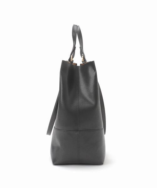 La TOTALITE（ラトータリテ）の「【VIOLAd’ORO/ヴィオラドーロ】WフェイスレザートートBAG（トートバッグ・レディース・アイボリー/ブラック・FREE）」の10枚目の写真