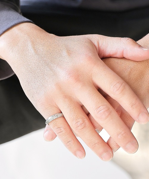 Akashic Tree（アカシックツリー）の「AkashicTree/アカシックツリー 純銀製トライアングルリング19号・23号（リング・メンズ・シルバー・12号/20号/19号/23号/18号）」の5枚目の写真