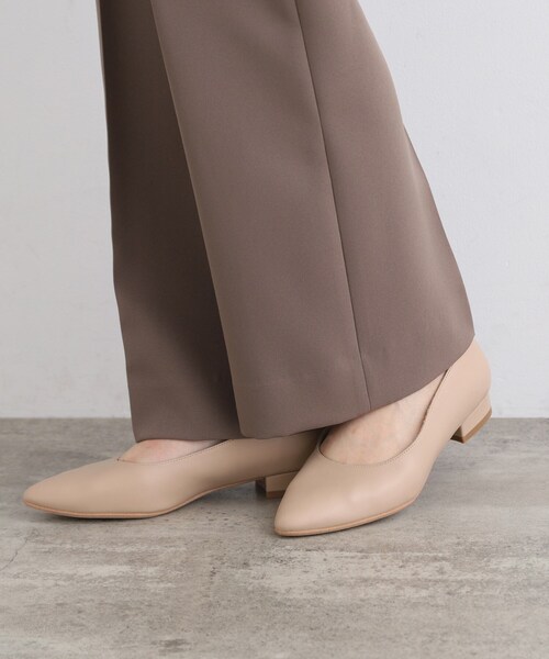 INDIVI(インディヴィ)の「◆【新登場!広幅サイズ】ベーシックローヒールパンプス(パンプス・レディース・ブラック/サンドベージュ・50/40/35/30/25/45)」の12枚目の写真