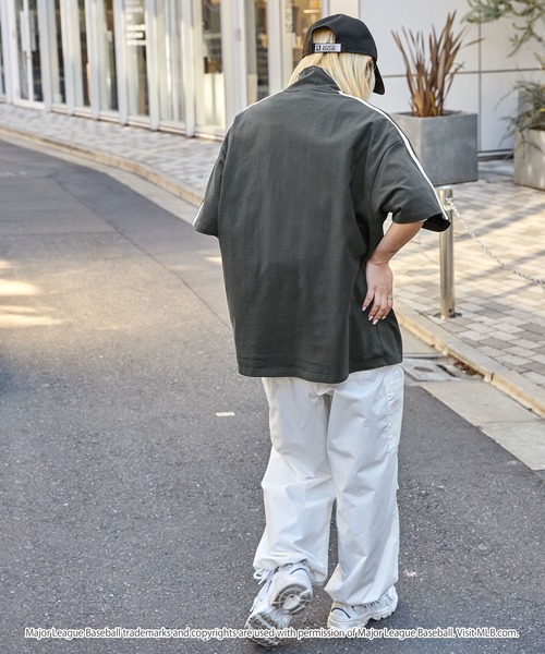 MLB（メジャーリーグベースボール）の「MLB/メジャーリーグベースボール 別注 ワッペン刺繍 ビッグシルエット サイドライン ハーフジップ半袖Tシャツ（Tシャツ/カットソー・メンズ・ネイビー/杢グレー/ダークブラウン/ライトグレー/ブラック/ダークグレー・L/M）」の11枚目の写真