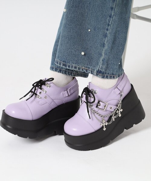 cs T&P(シーエスティーアンドピー)の「厚底チェーン付きパンプス(パンプス・レディース・ホワイト/ブラック/パープル系・S/M/L/LL)」の20枚目の写真