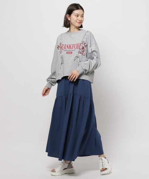 niko and...（ニコアンド）の「レースアッププリントプルオーバー（Tシャツ/カットソー・レディース・グレー/ナチュラル/ネイビー・LARGE/MEDIUM）」の4枚目の写真