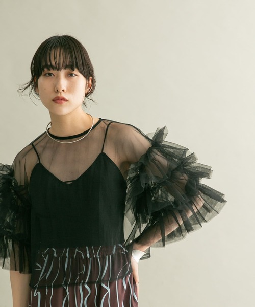 KBF（ケイビーエフ）の「ボリュームスリーブチュールプルオーバー（シャツ/ブラウス・レディース・グレー/ブルー/ブラック・ONE）」の20枚目の写真