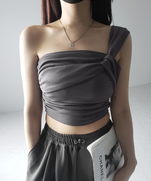 me+em select(ミームセレクト)の「※※【 カップ付き 】ワンショルアシンメトリーショートキャミソール / one shoulder asymmetry short camisole(キャミソール・レディース・ブラック/グレー・FREE)」の14枚目の写真