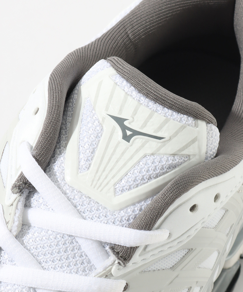 MIZUNO(ミズノ )の「MIZUNO (ミズノ) WAVE PROPHECY LS D1GA333702(スニーカー・メンズ・ホワイト・26.5cm/28cm)」の17枚目の写真