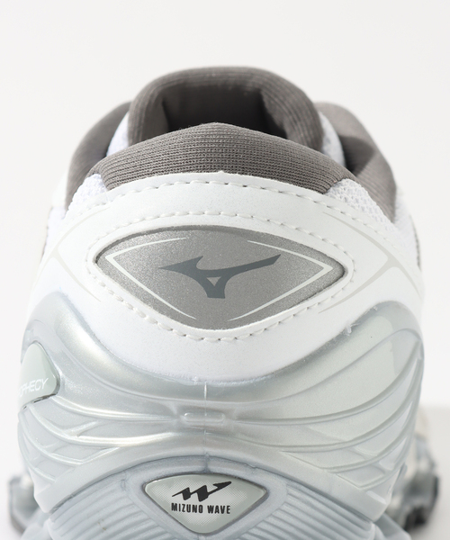 MIZUNO(ミズノ )の「MIZUNO (ミズノ) WAVE PROPHECY LS D1GA333702(スニーカー・メンズ・ホワイト・26.5cm/28cm)」の16枚目の写真