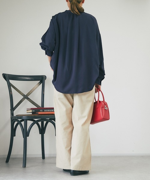 un dix cors（アンディコール）の「綿麻ストレッチカラーセミワイドパンツ（チノパンツ・レディース・カーキ/ベージュ・M/L）」の5枚目の写真