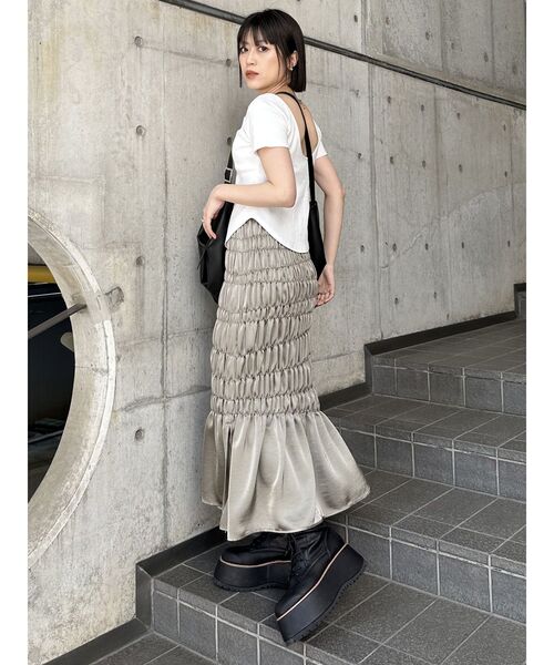 MURUA(ムルーア)の「シャーリングスカート(スカート・レディース・オレンジ/カーキ/ブラウン・FREE)」の13枚目の写真