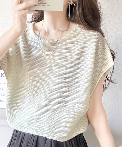 classicalelf(クラシカルエルフ)の「大人の着映えトップス。ワッフル編みフレンチサマーニットプルオーバー(Tシャツ/カットソー・レディース・ブラック/ベージュ/オフホワイト・MEDIUM/LARGE/X-LARGE/SMALL)」の19枚目の写真