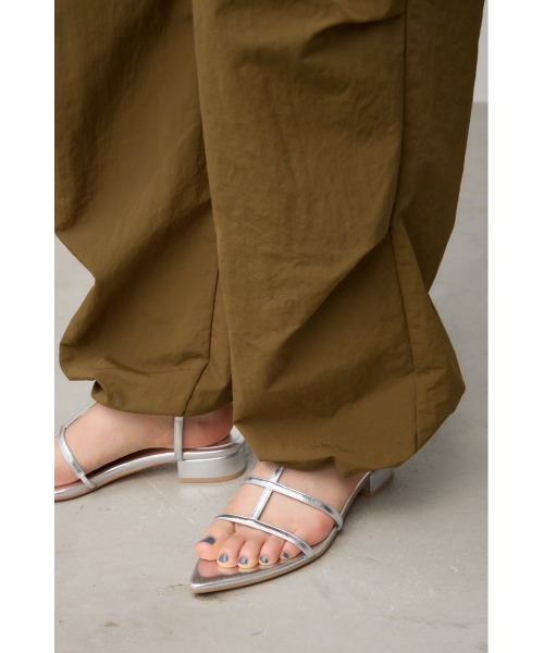 AZUL by moussy（アズールバイマウジー）の「サスペンダーツキパンツ（その他パンツ・レディース・ブラック/カーキ/アイボリー・FREE）」の18枚目の写真