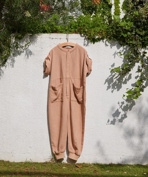 riziere（リジェール）の「フロントファスナーサコッシュ付きオールインワン2点セット（つなぎ/オールインワン・キッズ・テラコッタ/ベージュ・90/100/110/120/130/140/150）」の3枚目の写真