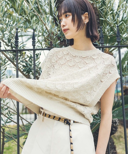 Liyoca（リヨカ）の「スラブヤーン透かしニットベスト（ニット/セーター・レディース・ライトベージュ・FREE）」の13枚目の写真