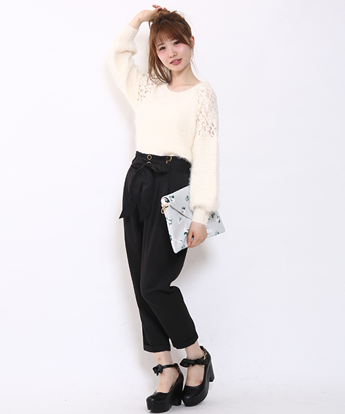 one after another NICE CLAUP（ワンアフターアナザーナイスクラップ）の「【ナイスクラップ】肩レースフェザープルオーバー（ニット/セーター・レディース・アイボリー/グレー/ピンク/ブラック・FREE）」の12枚目の写真