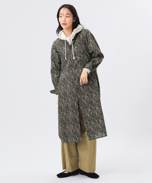 BEAMS BOY（ビームスボーイ）の「BEAMS BOY / リバティ スタンドカラー ロングスリーブ ワンピース 24AW（シャツワンピース・レディース・ネイビー/ブラック・ONE SIZE）」の3枚目の写真