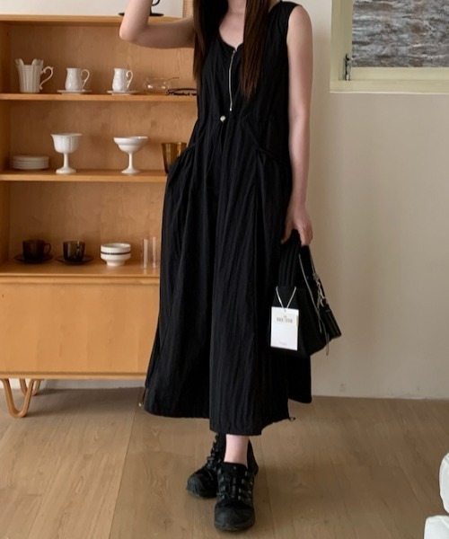 Teem Store（チームストア）の「ドロストデザイン ナイロン ノースリーブワンピース（ワンピース・レディース・ブラック/ライトグレー/アイボリー・F）」の9枚目の写真
