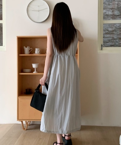 Teem Store（チームストア）の「ドロストデザイン ナイロン ノースリーブワンピース（ワンピース・レディース・ブラック/ライトグレー/アイボリー・F）」の18枚目の写真