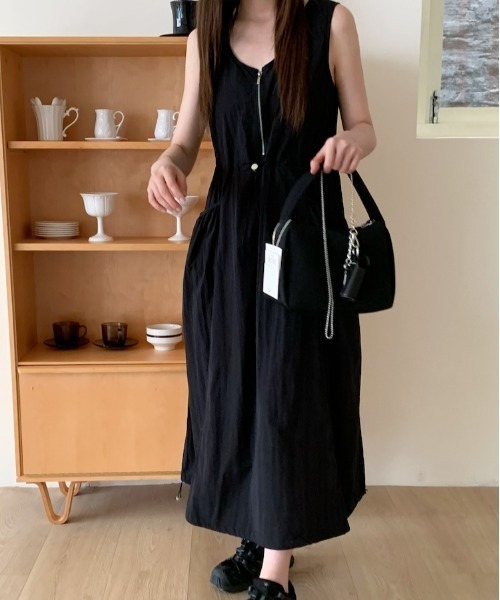 Teem Store（チームストア）の「ドロストデザイン ナイロン ノースリーブワンピース（ワンピース・レディース・ブラック/ライトグレー/アイボリー・F）」の12枚目の写真