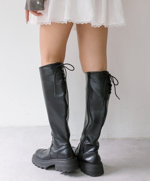 OLIVE des OLIVE(オリーブデオリーブ)の「バックレースアップロングブーツ(ブーツ・レディース・ブラック/ダークブラウン・SMALL/MEDIUM/LARGE)」の9枚目の写真