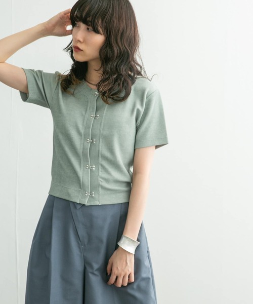 KBF(ケイビーエフ)の「フロントホックTEE(Tシャツ/カットソー・レディース・オレンジ系その他/グリーン系その他/ネイビー・ONE)」の13枚目の写真