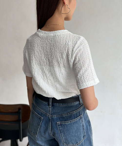 Chez toi(シェトワ)の「カットジャガードコンパクトTシャツ(Tシャツ/カットソー・レディース・ブラック/ブルー/オフホワイト・FREE)」の8枚目の写真