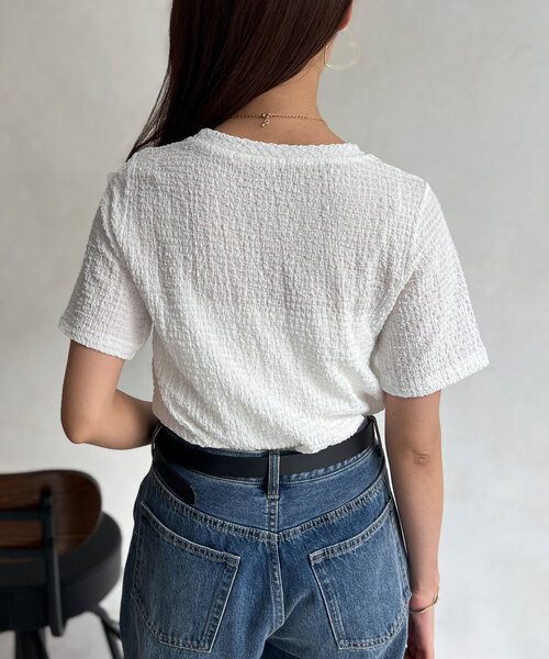 Chez toi(シェトワ)の「カットジャガードコンパクトTシャツ(Tシャツ/カットソー・レディース・ブラック/ブルー/オフホワイト・FREE)」の9枚目の写真