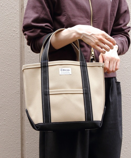 ORCIVAL(オーシバル)の「ORCIVAL/オーシバル トートバッグS 2トーン TOTE BAG S 2-TONE OR-H0285 KWC(トートバッグ・レディース・マスタード/ダークグリーン/チャコールグレー/ダークネイビー/ロイヤルブルー/サンドベージュ/イエロー×グレー/ライトカーキ/ライトグレー/ピンク/ブラック/チョコ/ネイビー・FREE)」の14枚目の写真