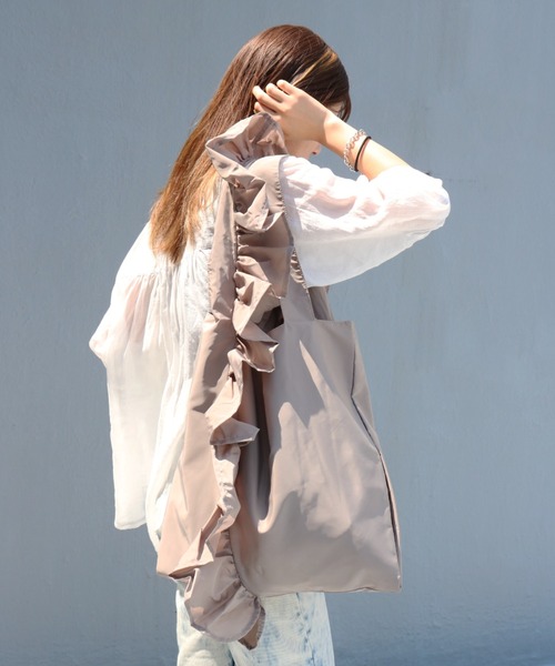 SPRUCE(スプルース)の「<SPRUCE/スプルス>パースフリルトート(トートバッグ・レディース・グレー/ラベンダー/ブラック/カーキ・ONE SIZE)」の1枚目の写真