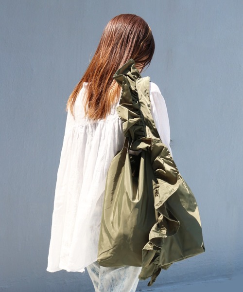 SPRUCE(スプルース)の「<SPRUCE/スプルス>パースフリルトート(トートバッグ・レディース・グレー/ラベンダー/ブラック/カーキ・ONE SIZE)」の3枚目の写真