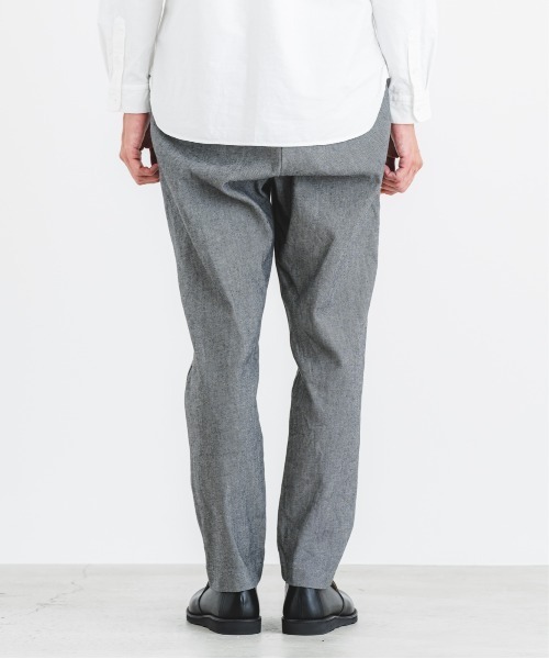 quadro（クオドロ）の「ストレッチデニムイージーパンツ（デニムパンツ・メンズ・ブラック・MEDIUM）」の12枚目の写真