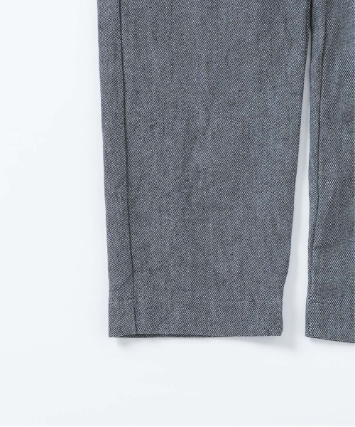 quadro（クオドロ）の「ストレッチデニムイージーパンツ（デニムパンツ・メンズ・ブラック・MEDIUM）」の16枚目の写真