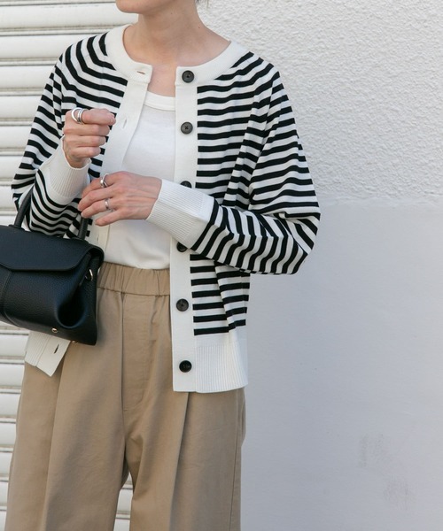 FORK&SPOON（フォークアンドスプーン）の「『洗濯可』FORK&SPOON　ウーステッドヤーンクルーネックカーディガン（カーディガン/ボレロ・レディース・ブラック系その他/ブルー/アイボリー・1）」の12枚目の写真