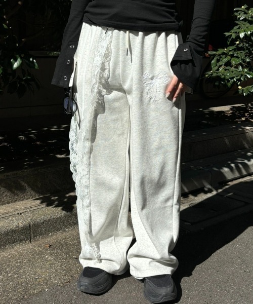 セール】レースラインスウェットパンツ / lace line sweat pants