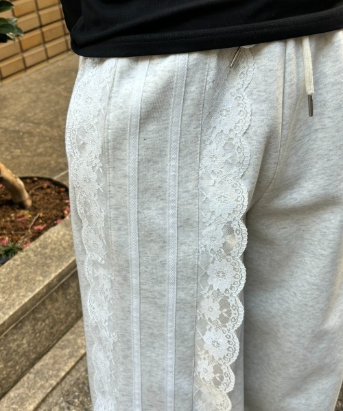 Birthday room(バースデイルーム)の「レースラインスウェットパンツ / lace line sweat pants(スウェットパンツ・レディース・ライトグレー・FREE)」の6枚目の写真