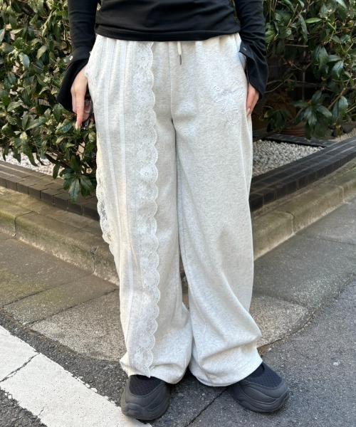 Birthday room(バースデイルーム)の「レースラインスウェットパンツ / lace line sweat pants(スウェットパンツ・レディース・ライトグレー・FREE)」の11枚目の写真